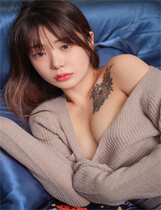 《吉尺明步95部快播》