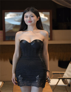 《妻妾一家欢电视剧》