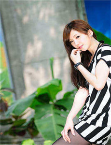 《我邻居的老婆 电影》