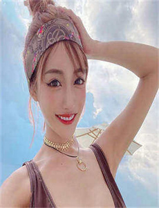 《中国机长免费观看》